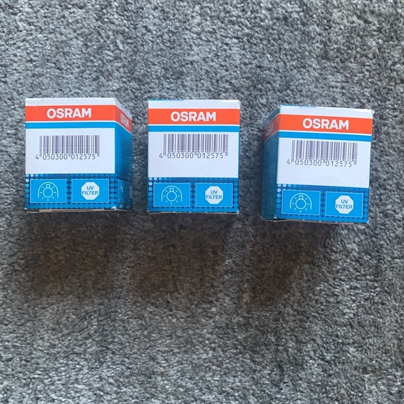 Assorted light bulbs - Picture 4 of 15